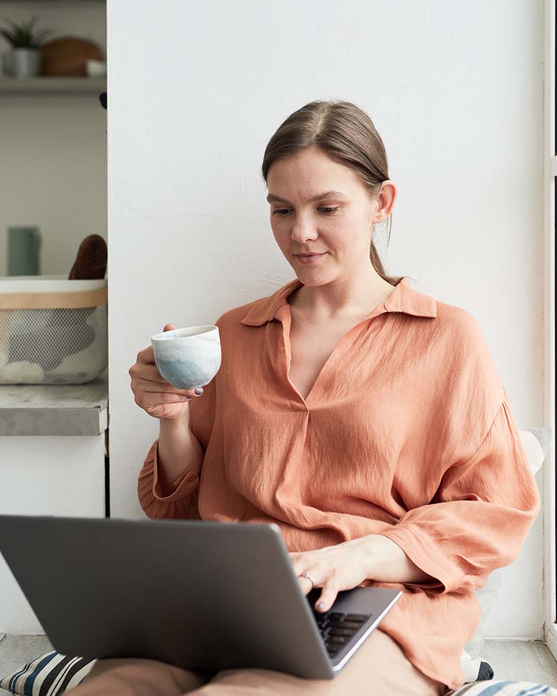 woman-working-on-laptop-and-drinking-coffee-LMBVWAA.jpg woman-working-on-laptop-and-drinking-coffee-LMBVWAA.jpg